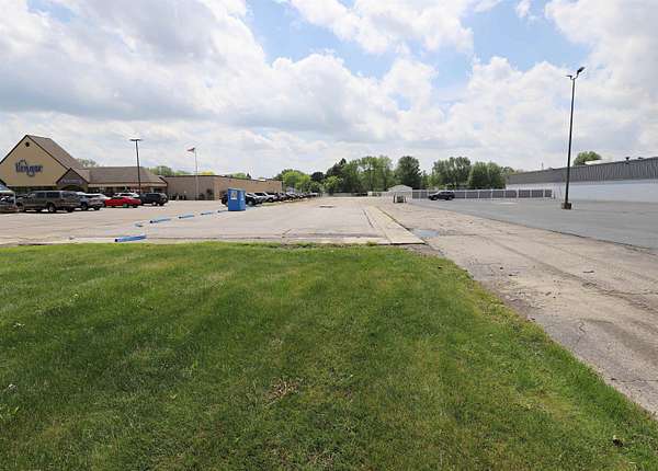 0.55 Acres of Commercial Land for Sale in Flushing, Michigan