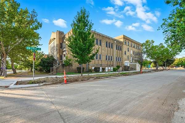 2.82 Acres of Commercial Land for Sale in Fort Worth, Texas