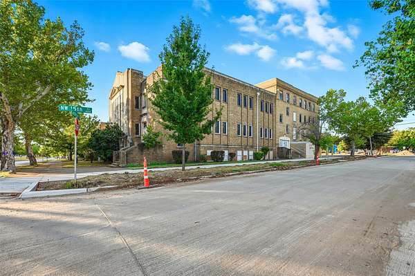2.82 Acres of Commercial Land for Sale in Fort Worth, Texas