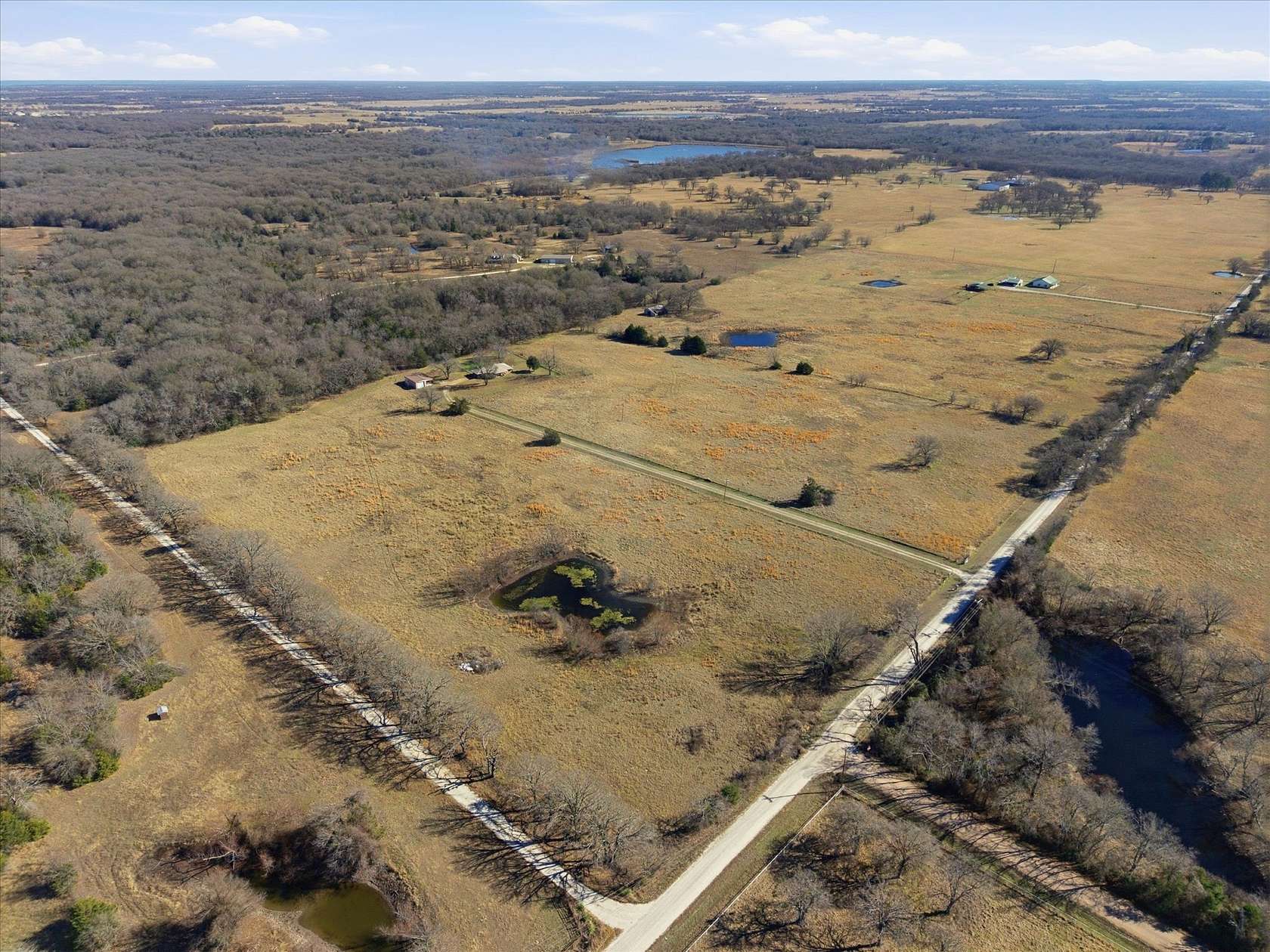 5 Acres of Residential Land for Sale in Terrell, Texas