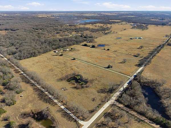 5 Acres of Residential Land for Sale in Terrell, Texas