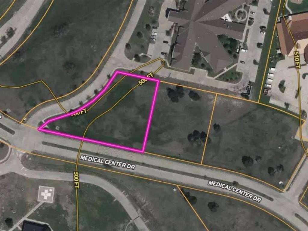 1.13 Acres of Commercial Land for Sale in Ennis, Texas