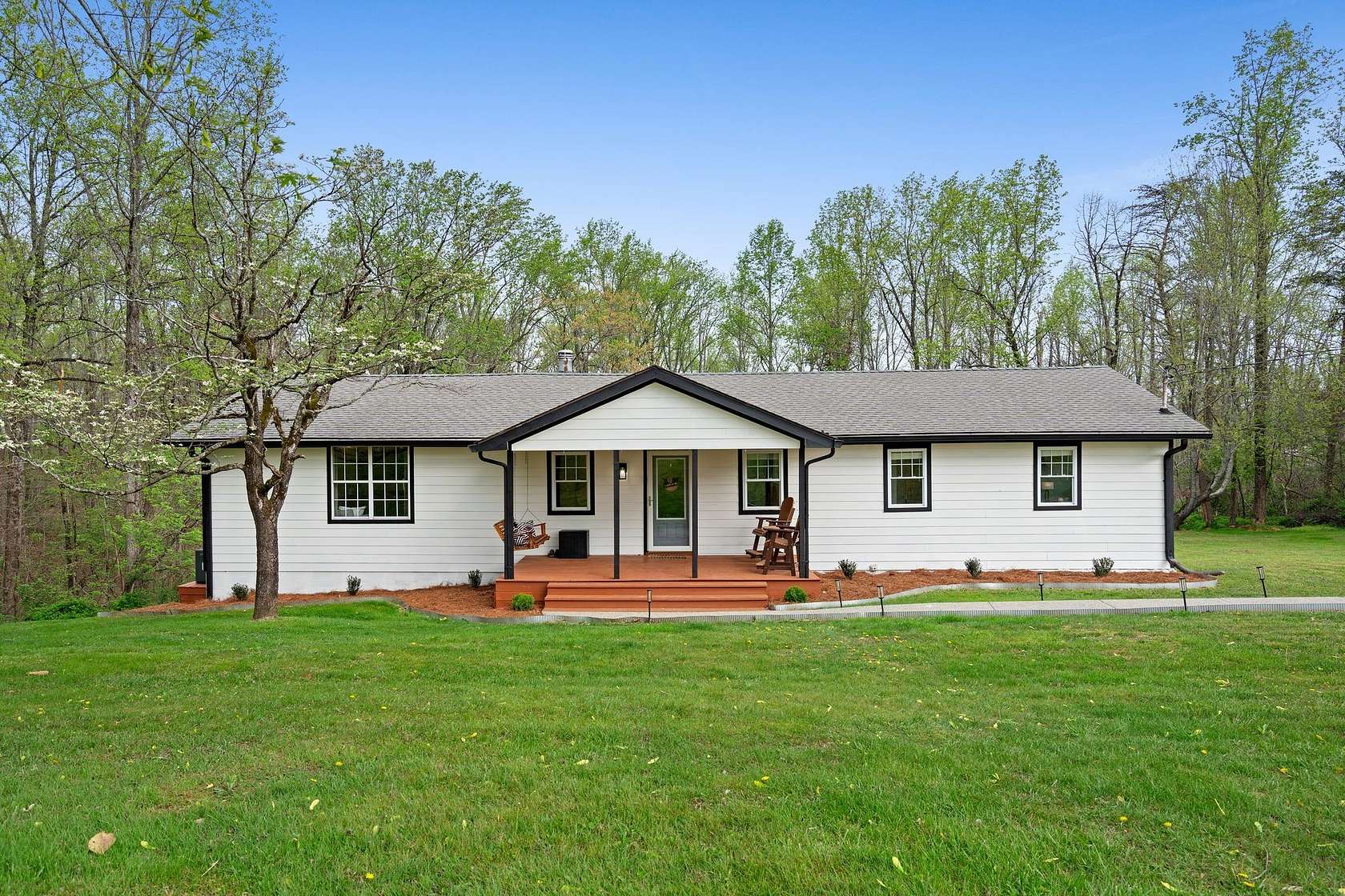 4.1 Acres of Land with Home for Sale in Franklin, Tennessee