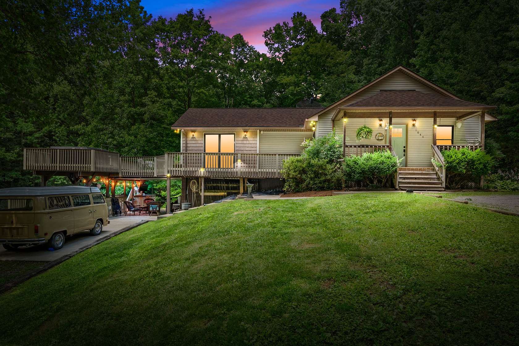 5 Acres of Land with Home for Sale in Clarksville, Tennessee