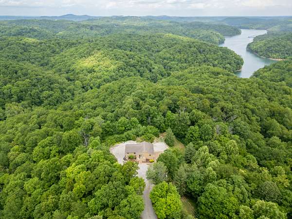 4 Acres of Land with Home for Sale in Allons, Tennessee