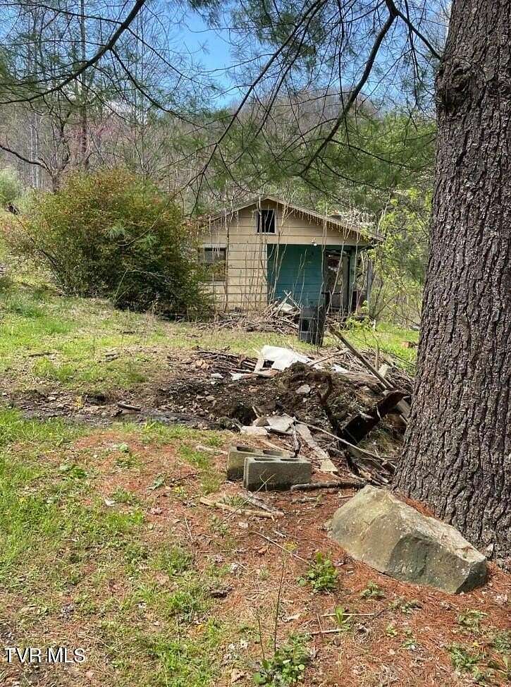 1.52 Acres of Residential Land for Sale in Clintwood, Virginia