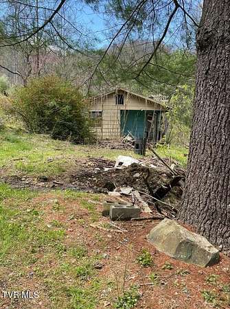 1.52 Acres of Residential Land for Sale in Clintwood, Virginia