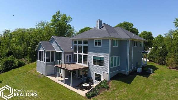 3.2 Acres of Land with Home for Sale in Burlington, Iowa