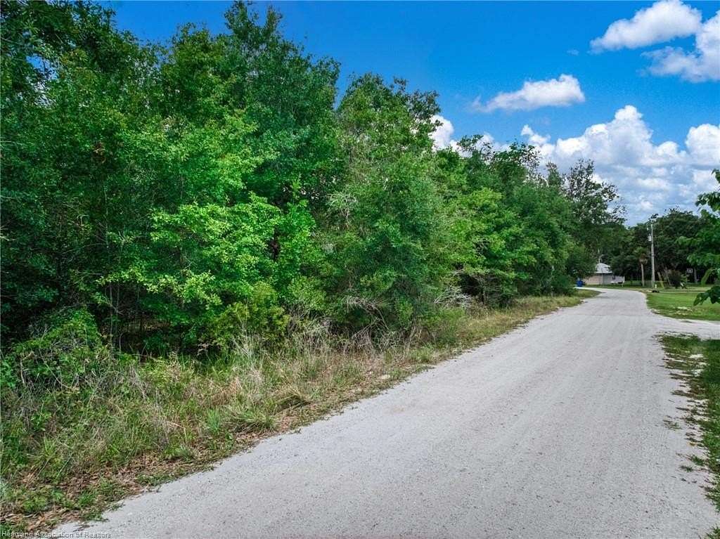 1.12 Acres of Residential Land for Sale in Sebring, Florida