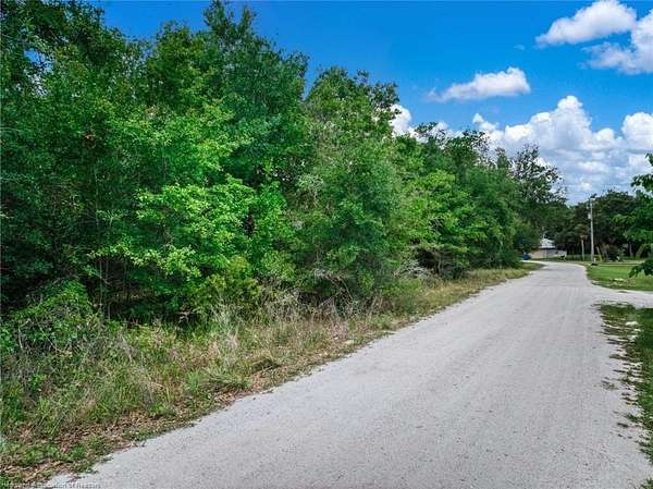 1.12 Acres of Residential Land for Sale in Sebring, Florida