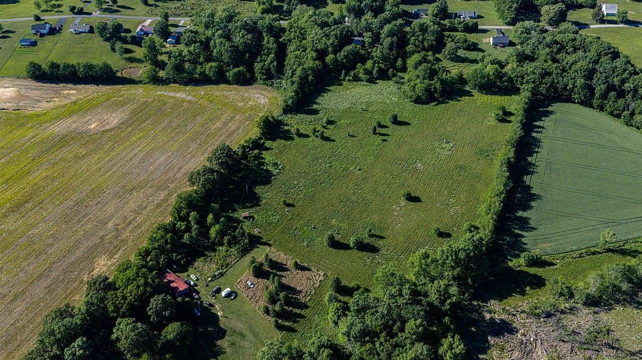 15 Acres of Land for Sale in Alvaton, Kentucky