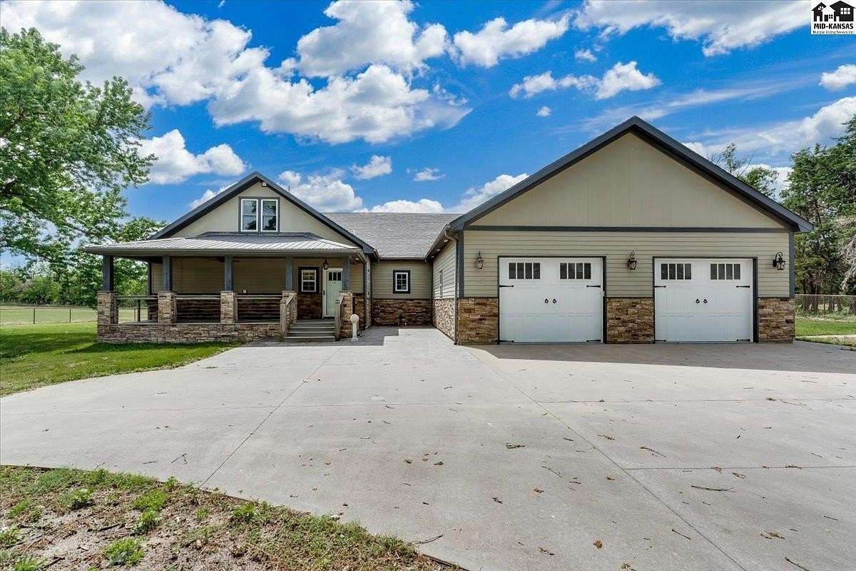 32.8 Acres of Agricultural Land with Home for Sale in Hutchinson, Kansas
