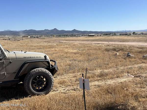 2 Acres of Land for Sale in Paulden, Arizona