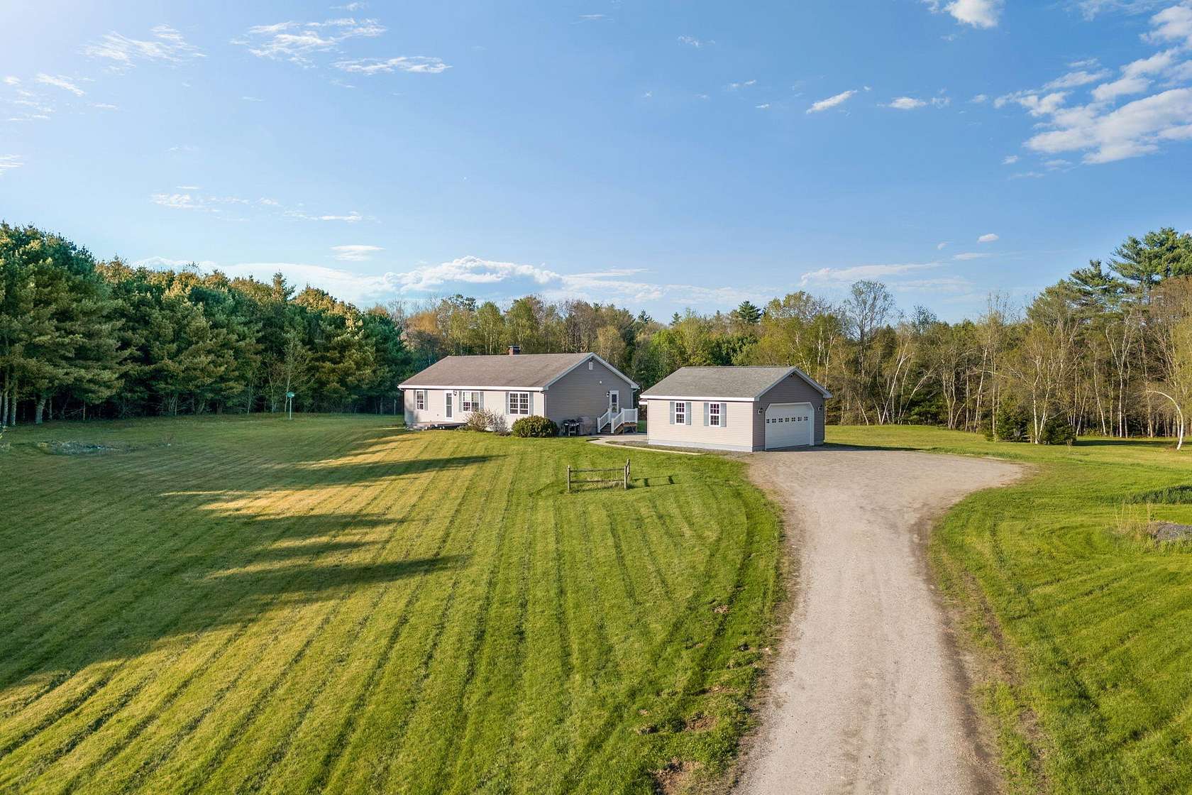 3.1 Acres of Land with Home for Sale in Leeds, Maine