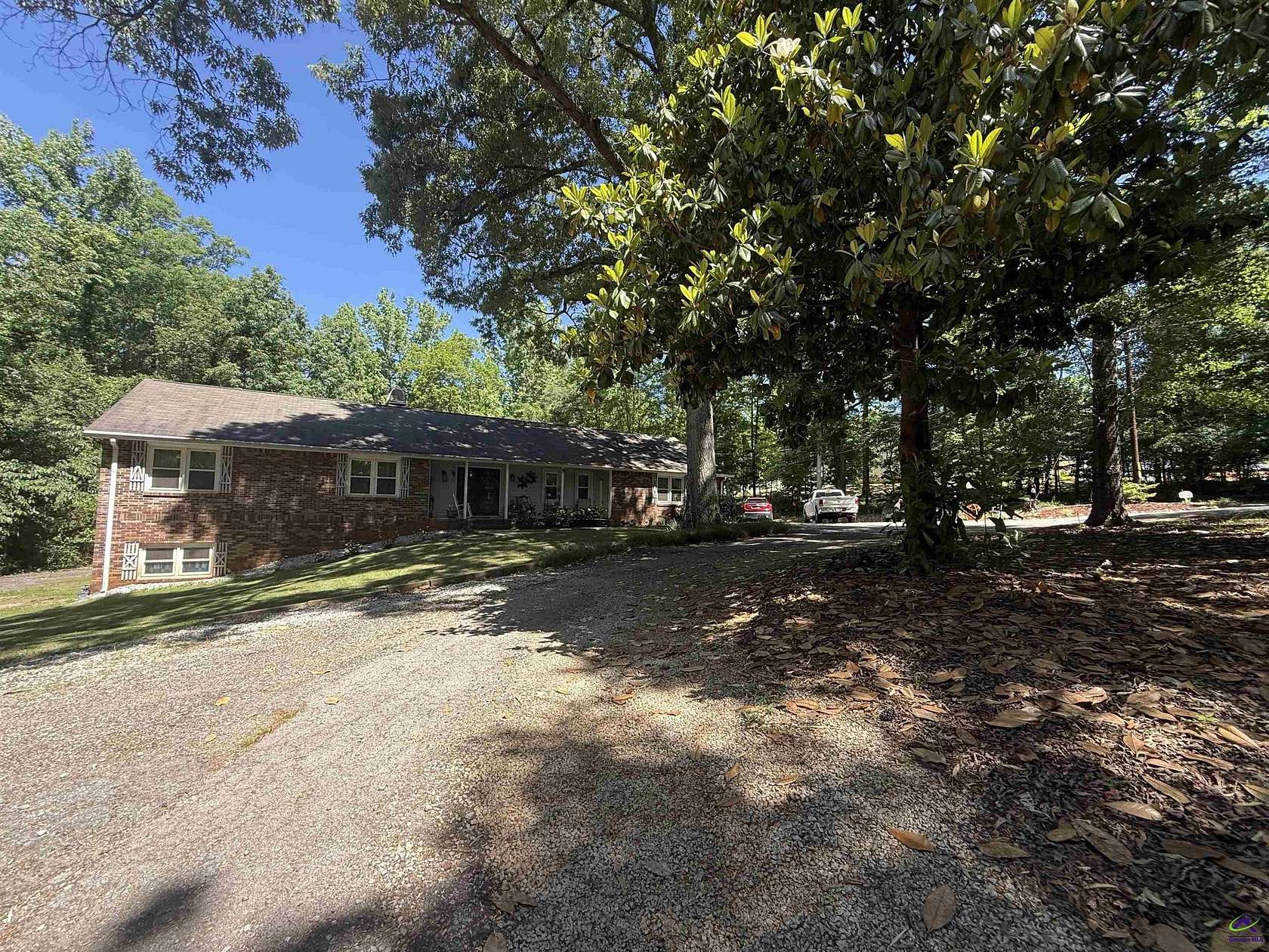 2.12 Acres of Land with Home for Sale in Stockbridge, Georgia
