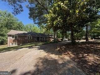 2 Acres of Land with Home for Sale in Stockbridge, Georgia