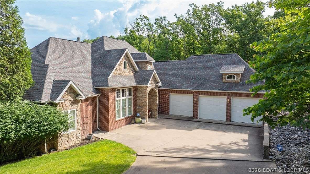 9 Acres of Land with Home for Sale in Camdenton, Missouri
