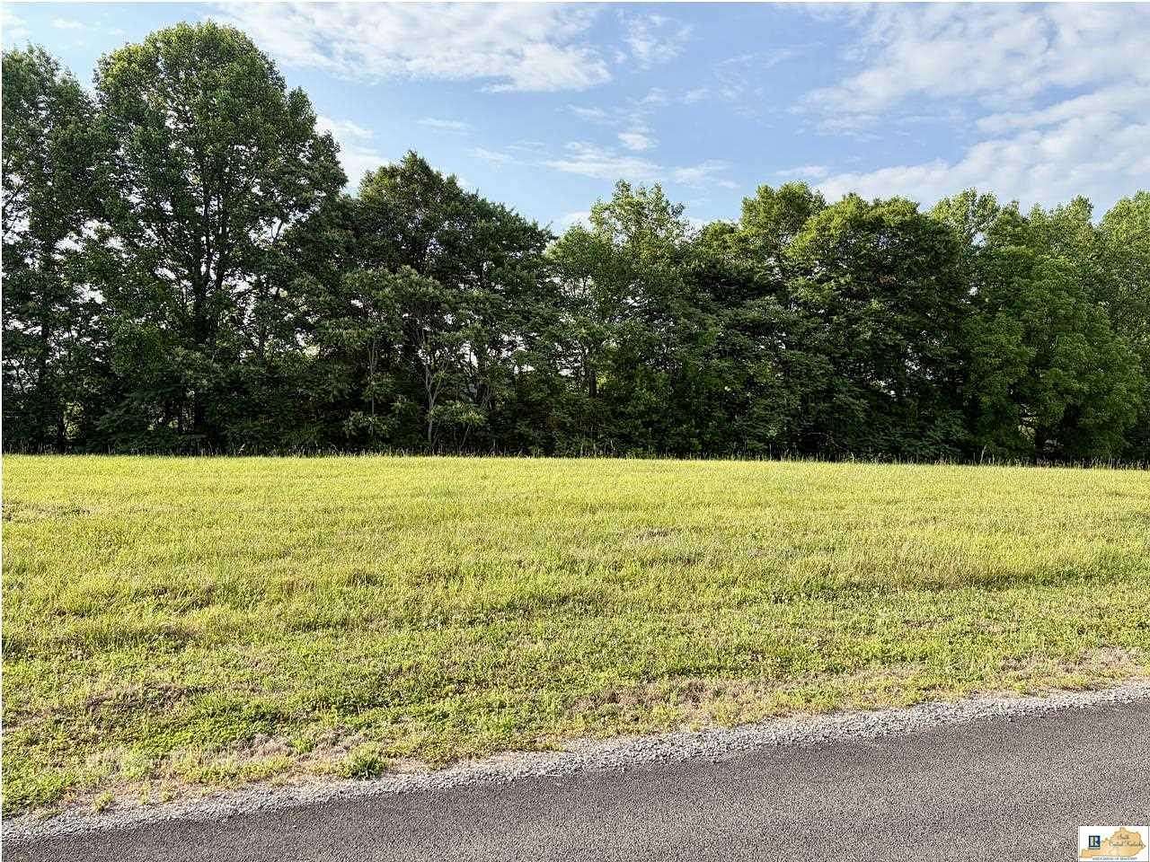 1.39 Acres of Land for Sale in Russell Springs, Kentucky
