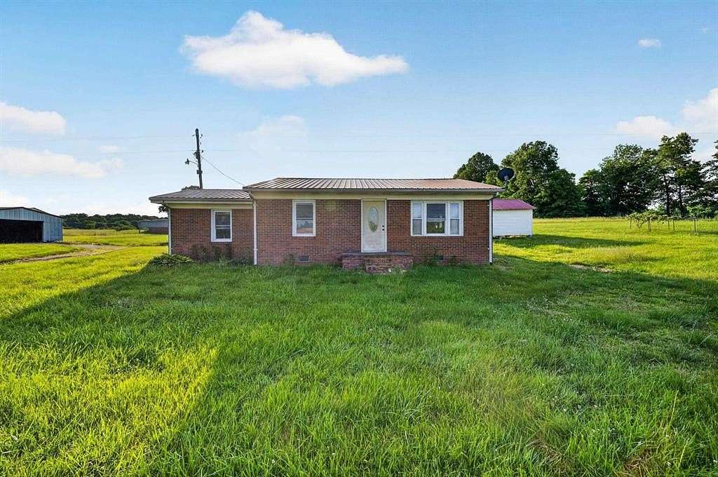 9 Acres of Land with Home for Sale in Hartford, Kentucky