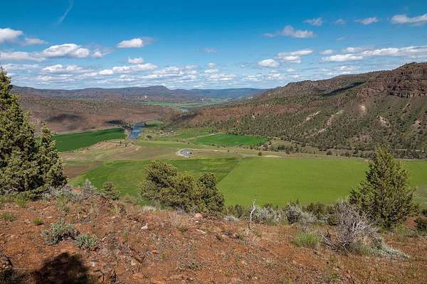 405 Acres of Agricultural Land for Sale in Kimberly, Oregon