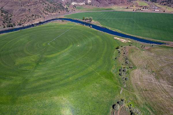 405 Acres of Agricultural Land for Sale in Kimberly, Oregon