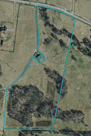 24.1 Acres of Agricultural & Residential Land for Sale in Columbia, Tennessee