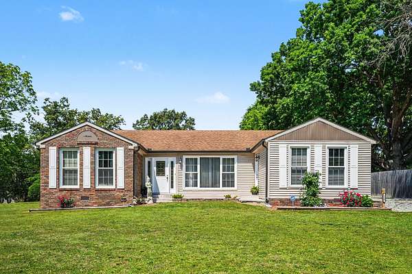 5.5 Acres of Land with Home for Sale in White Bluff, Tennessee