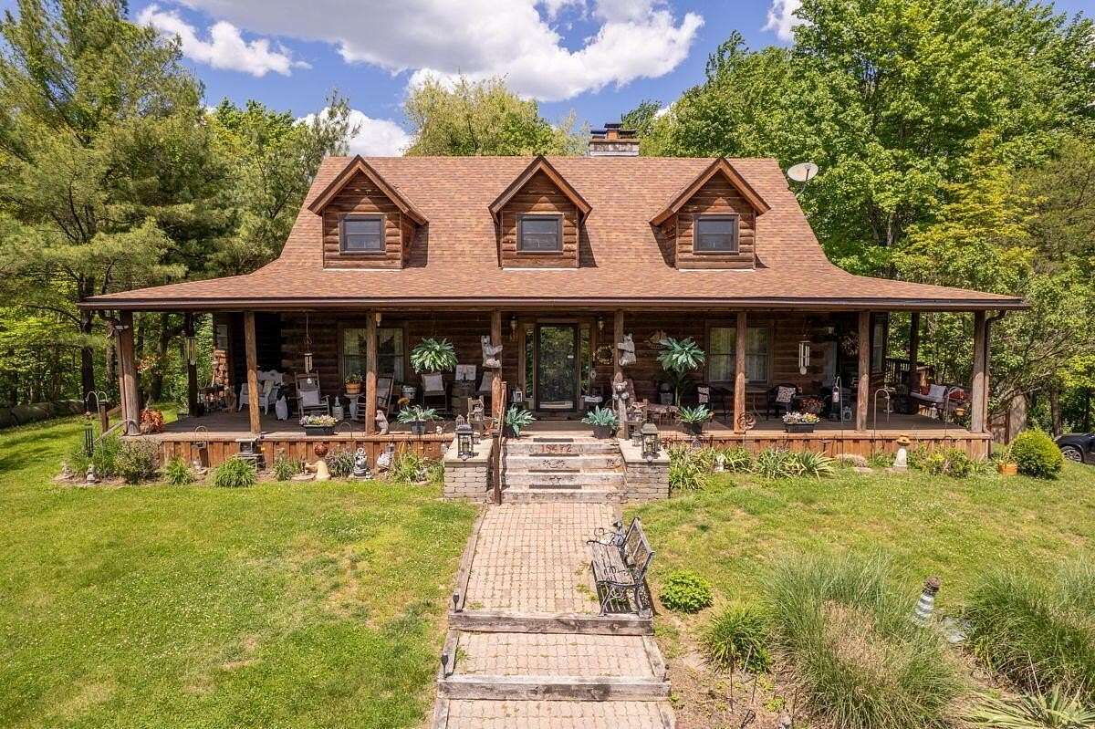14.7 Acres of Recreational Land with Home for Auction in Rockbridge, Ohio