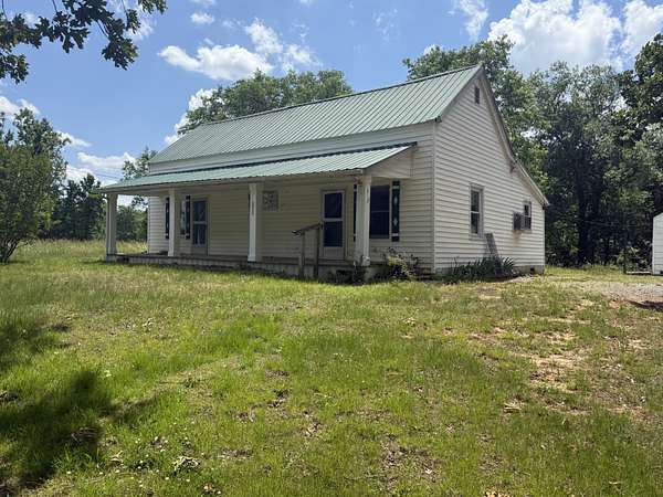 5.22 Acres of Land with Home for Auction in Mount Juliet, Tennessee