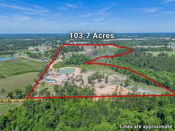104 Acres of Recreational Land with Home for Sale in Alma, Georgia