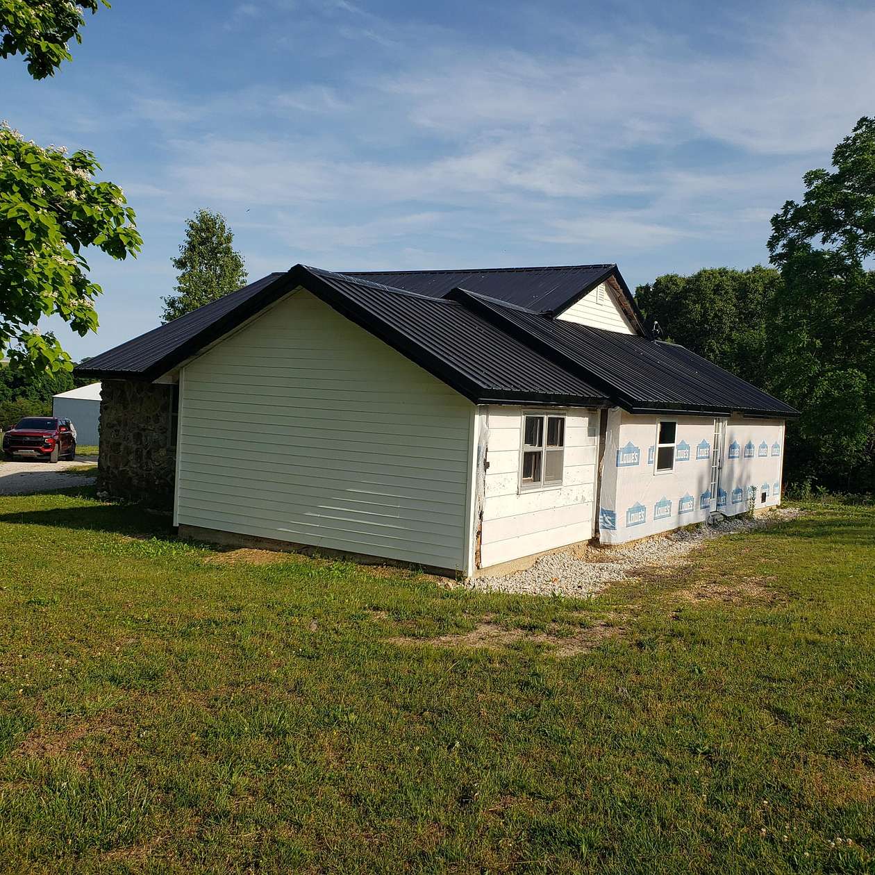5 Acres of Land with Home for Sale in Mountain Grove, Missouri