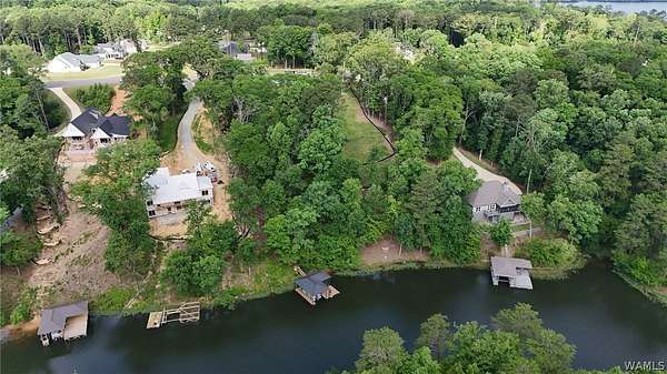 1 Acre of Residential Land for Sale in Northport, Alabama