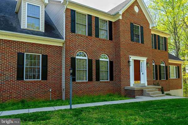 2.17 Acres of Land with Home for Lease in Manassas, Virginia
