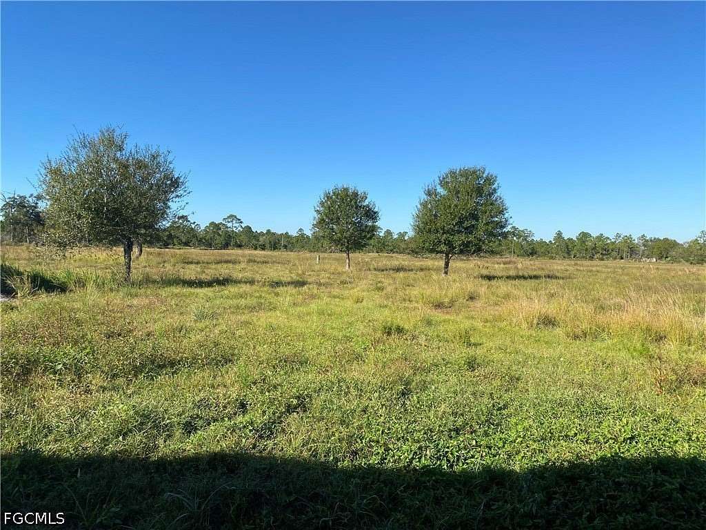 10 Acres of Recreational & Residential Land for Sale in Fort Denaud, Florida