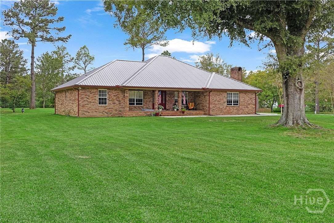 2.27 Acres of Land with Home for Sale in Brunswick, Georgia