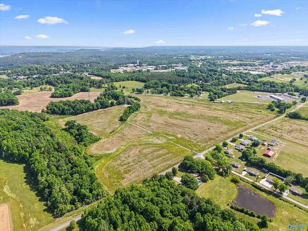 50.8 Acres of Agricultural Land for Sale in Guntersville, Alabama