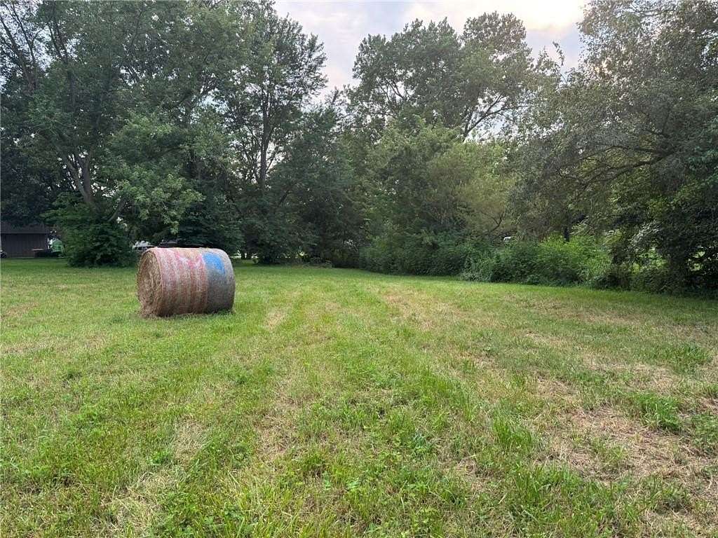 1.24 Acres of Residential Land for Sale in Paola, Kansas