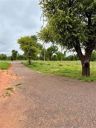 5 Acres of Residential Land for Sale in Blanchard, Oklahoma