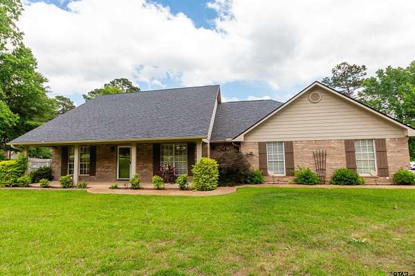 2 Acres of Land with Home for Sale in Tyler, Texas