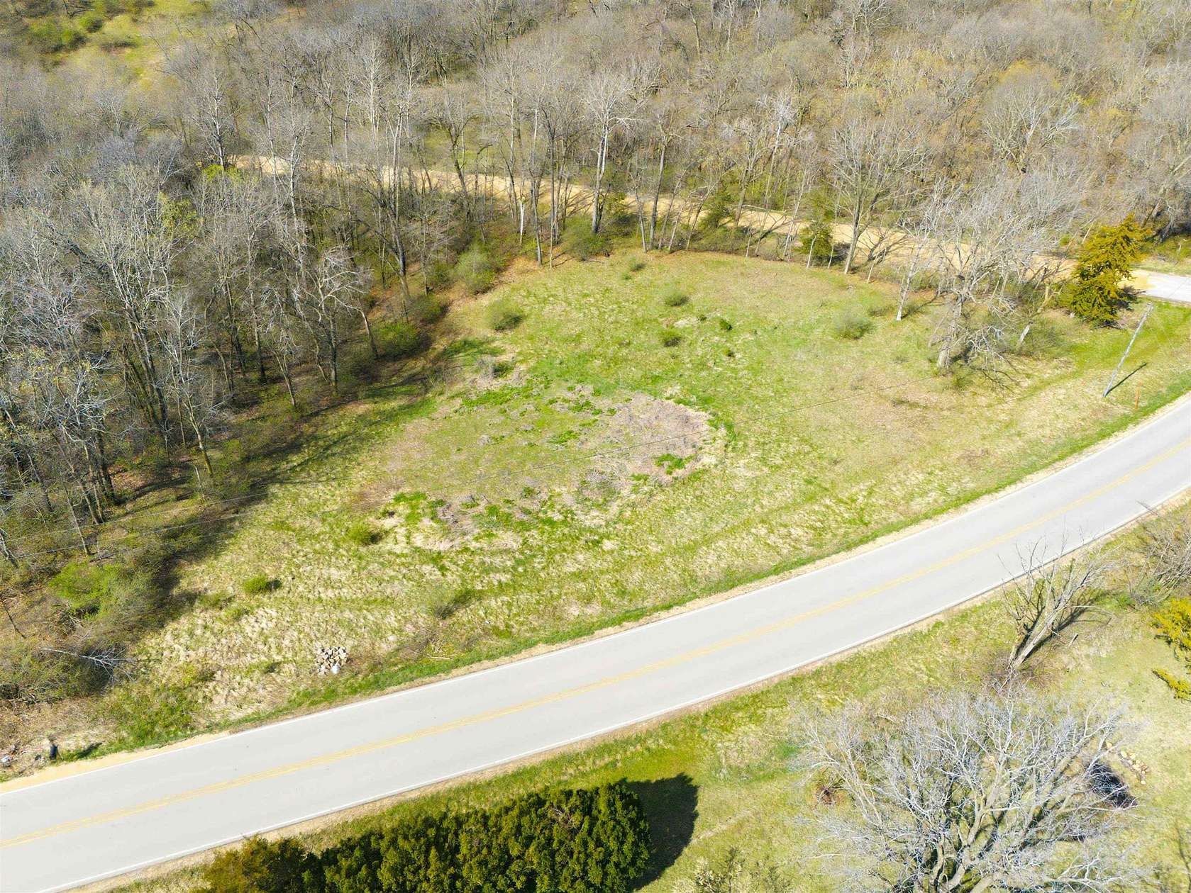 1.4 Acres of Residential Land for Sale in Bellevue, Iowa