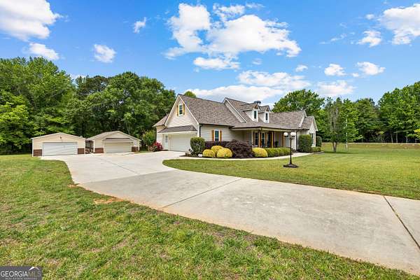 3 Acres of Land with Home for Sale in Sharpsburg, Georgia
