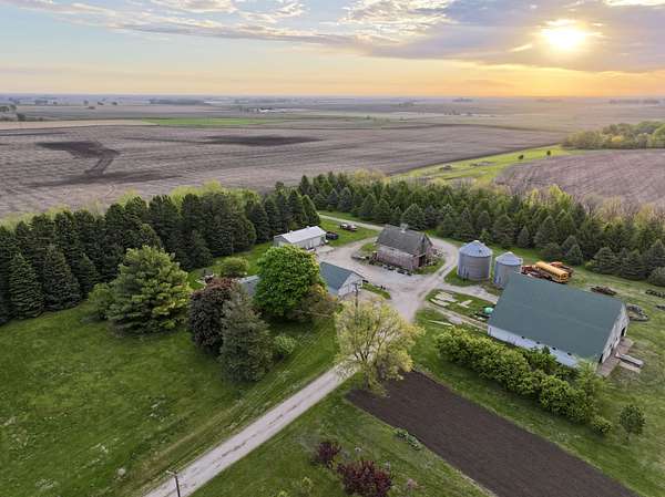 12.3 Acres of Recreational Land with Home for Sale in Panora, Iowa