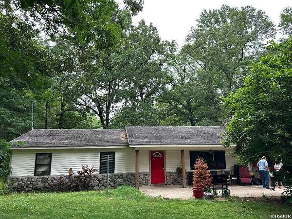 2 Acres of Land with Home for Sale in Hot Springs, Arkansas