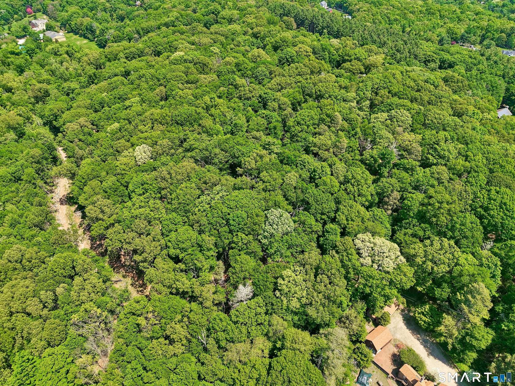 2.16 Acres of Residential Land for Sale in Hamden, Connecticut