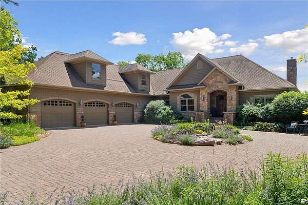 3 Acres of Land with Home for Sale in Stillwater, Minnesota