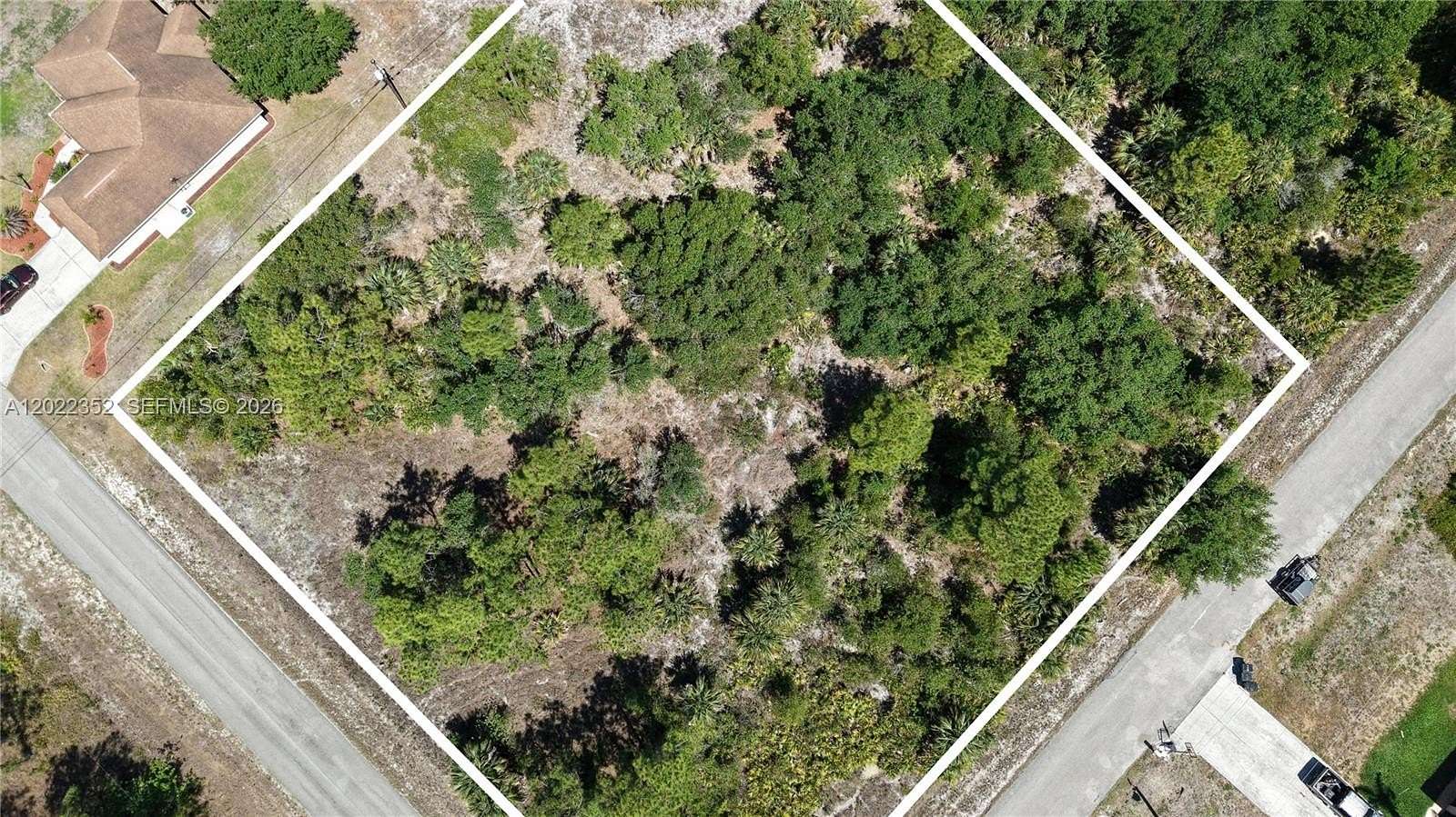 Residential Land for Sale in Lehigh Acres, Florida