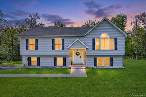 11.4 Acres of Land with Home for Sale in Middletown, New York