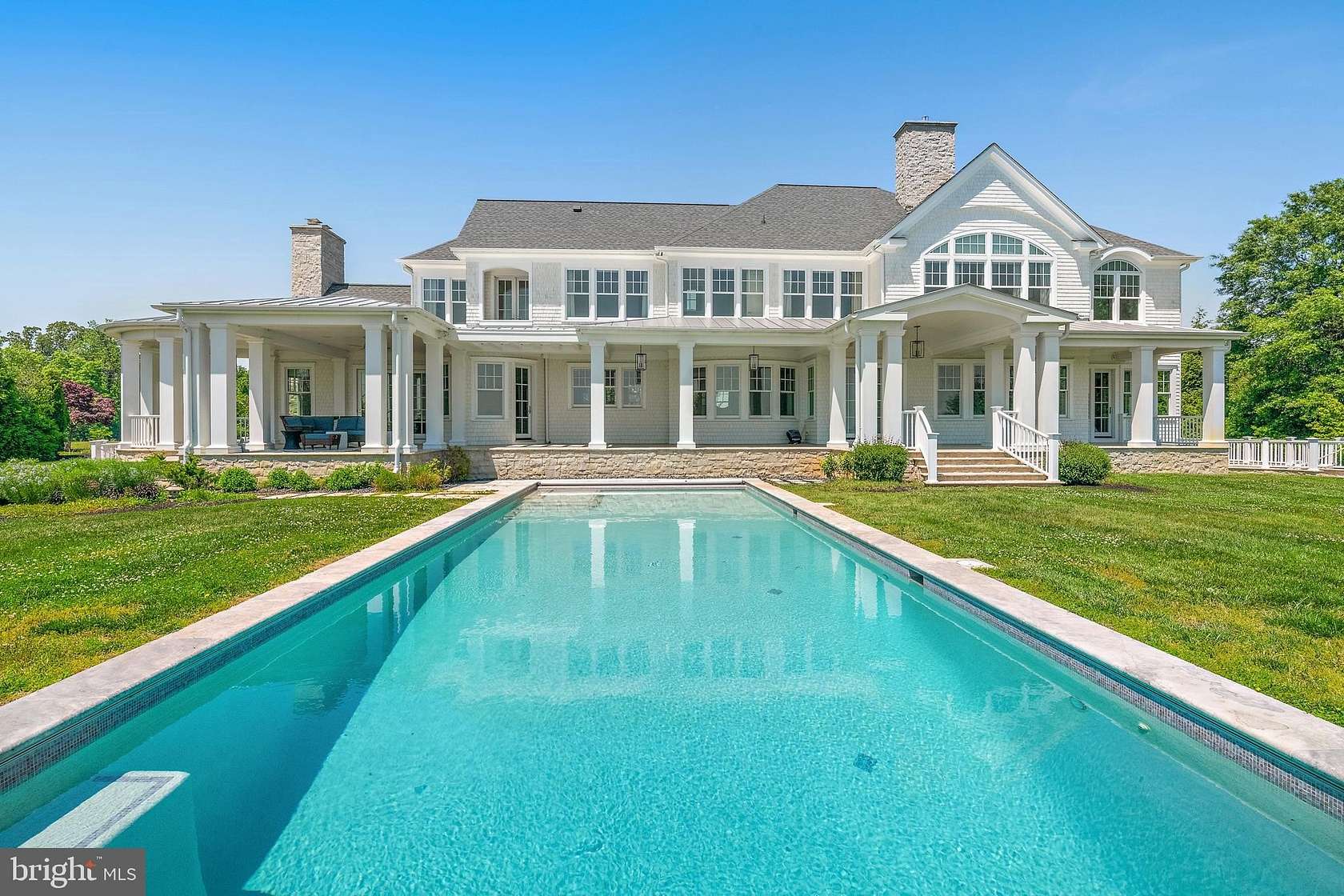3.1 Acres of Land with Home for Sale in Annapolis, Maryland