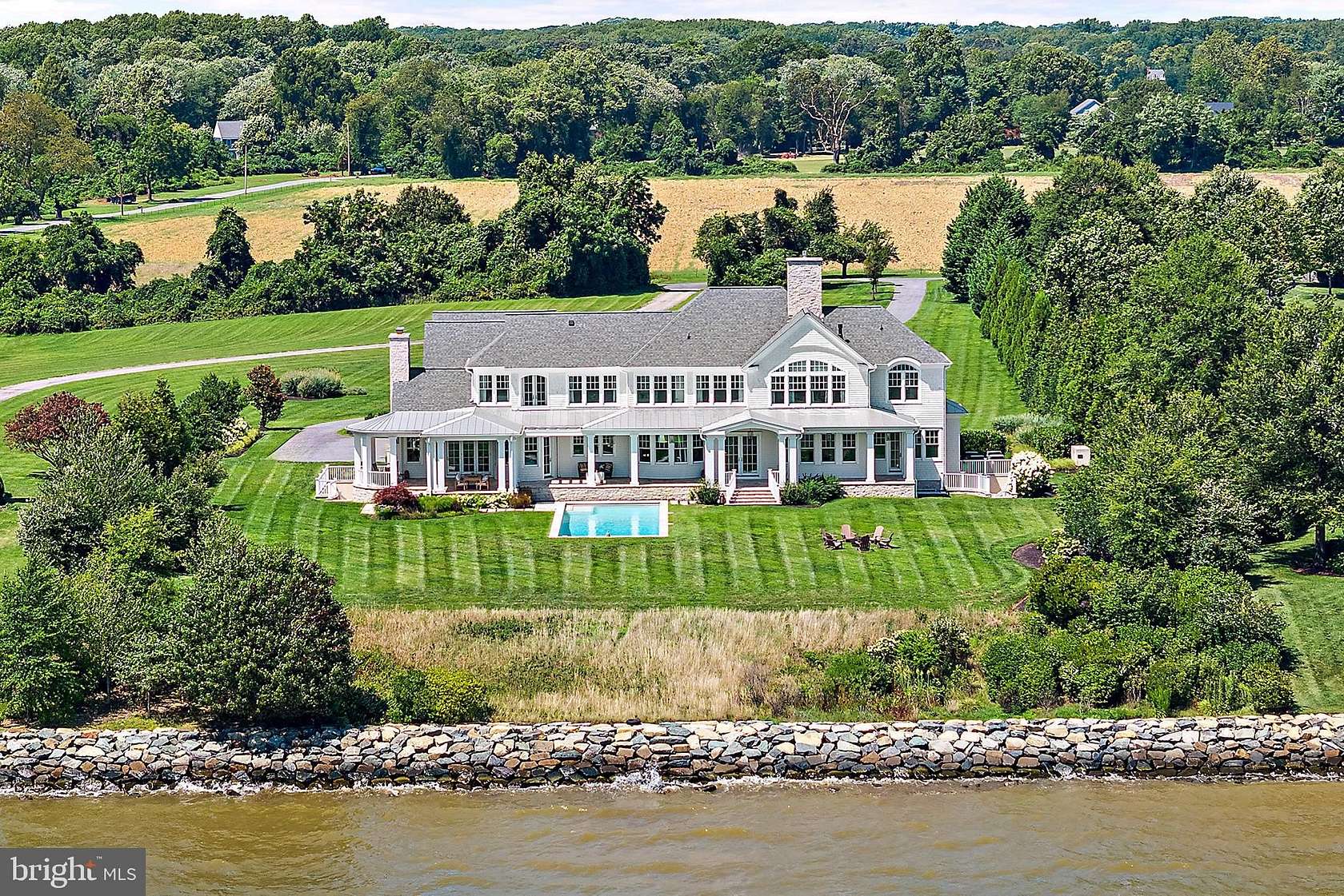 3.1 Acres of Land with Home for Sale in Annapolis, Maryland