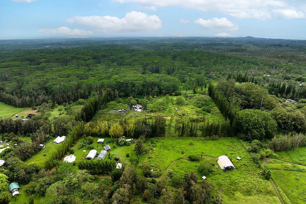 5 Acres of Land with Home for Sale in Pahoa, Hawaii